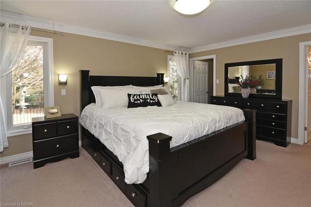 595 Thornwood Court, House detached with 5 bedrooms, 3 bathrooms and 6 parking in London ON | Image 26
