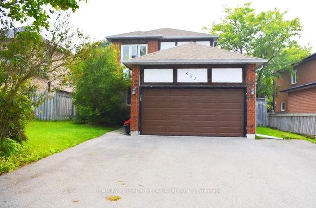 852 College Manor Dr, House detached with 3 bedrooms, 4 bathrooms and 8 parking in Newmarket ON | Image 1