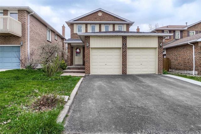 8 Panda Lane, House detached with 3 bedrooms, 4 bathrooms and 4 parking in Brampton ON | Image 1