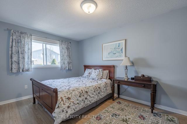278 Hungerford St, House detached with 3 bedrooms, 2 bathrooms and 3 parking in London ON | Image 6