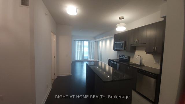 907 se - 9199 Yonge St, Condo with 1 bedrooms, 1 bathrooms and 1 parking in Richmond Hill ON | Image 2