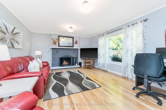 7 Wiltshire Pl, House detached with 3 bedrooms, 3 bathrooms and 4 parking in Guelph ON | Image 5