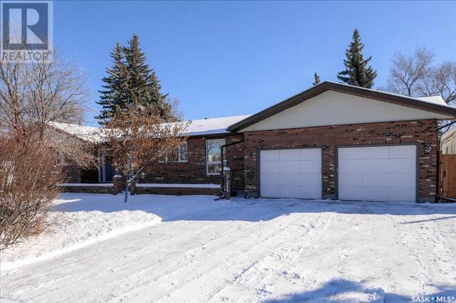 710 Dewdney Street, House detached with 4 bedrooms, 3 bathrooms and null parking in Indian Head SK | Image 1