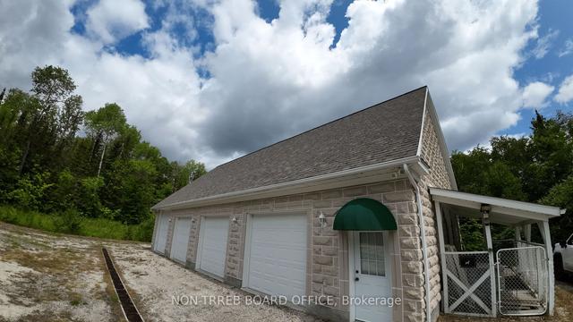 13768 Highway 6, House detached with 4 bedrooms, 10 bathrooms and 0 parking in Assiginack ON | Image 3