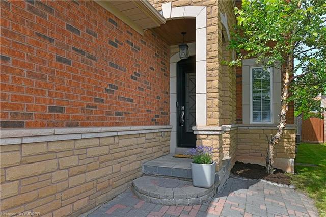 2227 Chickadee Crescent, House detached with 5 bedrooms, 3 bathrooms and 4 parking in Oakville ON | Image 29