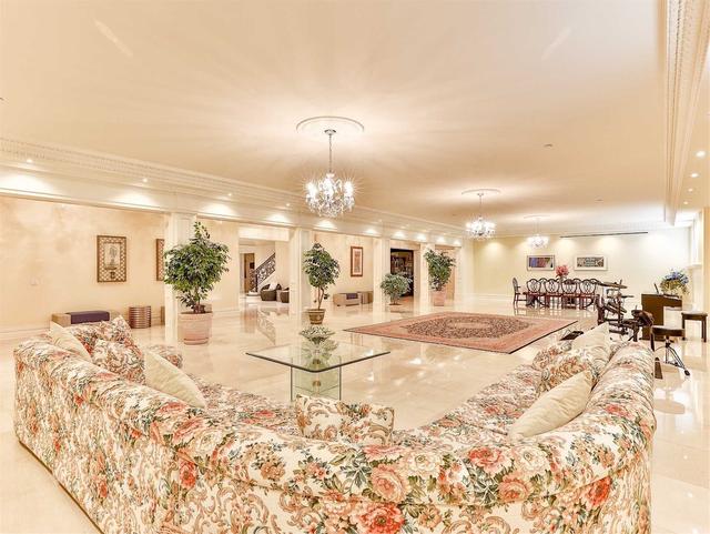 71 The Bridle Path, House detached with 5 bedrooms, 13 bathrooms and 31 parking in Toronto ON | Image 11