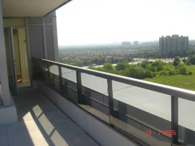 lph 9 - 50 Disera Dr, Condo with 3 bedrooms, 2 bathrooms and null parking in Vaughan ON | Image 5