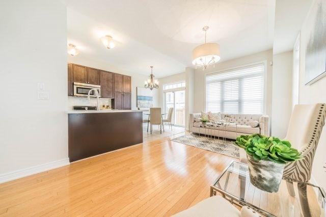 81 Robert Green Cres, House detached with 3 bedrooms, 4 bathrooms and 3 parking in Vaughan ON | Image 7