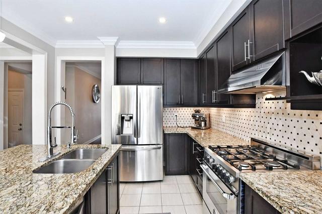 118 Killington Ave, House detached with 4 bedrooms, 4 bathrooms and 3 parking in Vaughan ON | Image 35