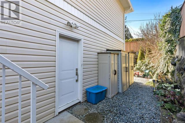 1 - 2740 Stautw Rd, House detached with 3 bedrooms, 3 bathrooms and 2 parking in East Saanich 2 BC | Image 34