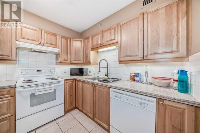 904, - 804 3 Avenue Sw, Condo with 2 bedrooms, 2 bathrooms and 2 parking in Calgary AB | Image 8