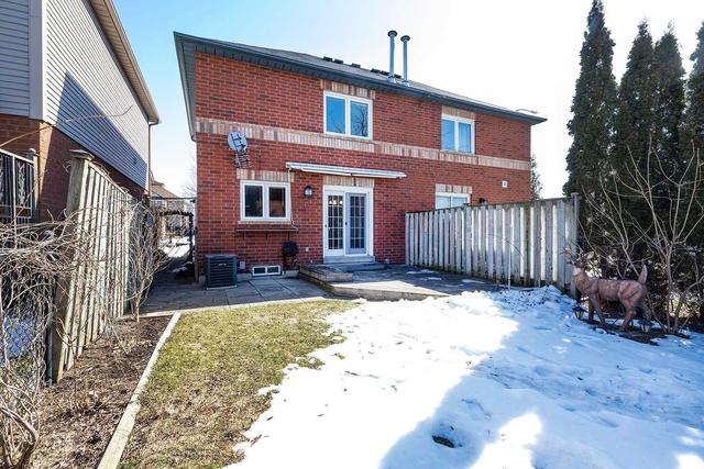 102 Waller St, House semidetached with 3 bedrooms, 2 bathrooms and 3 parking in Whitby ON | Image 24