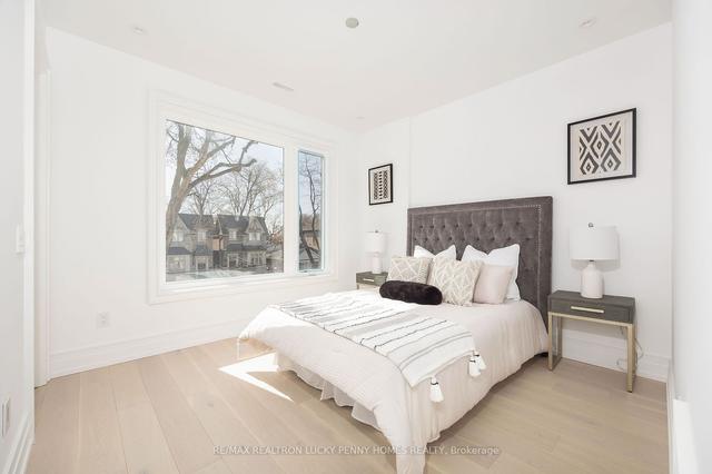 20b Florence Ave, House detached with 3 bedrooms, 5 bathrooms and 2 parking in Toronto ON | Image 21