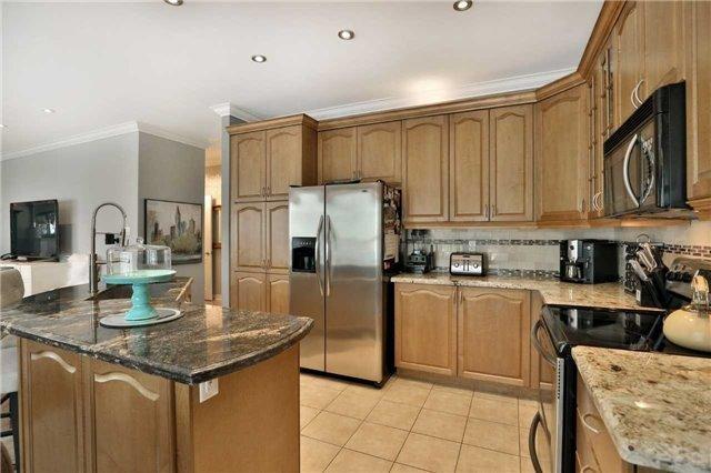 3641 Jorie Cres, House detached with 4 bedrooms, 3 bathrooms and 2 parking in Mississauga ON | Image 10