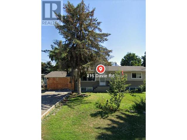 215 Davie Road S, House detached with 5 bedrooms, 2 bathrooms and 2 parking in Kelowna BC | Image 1