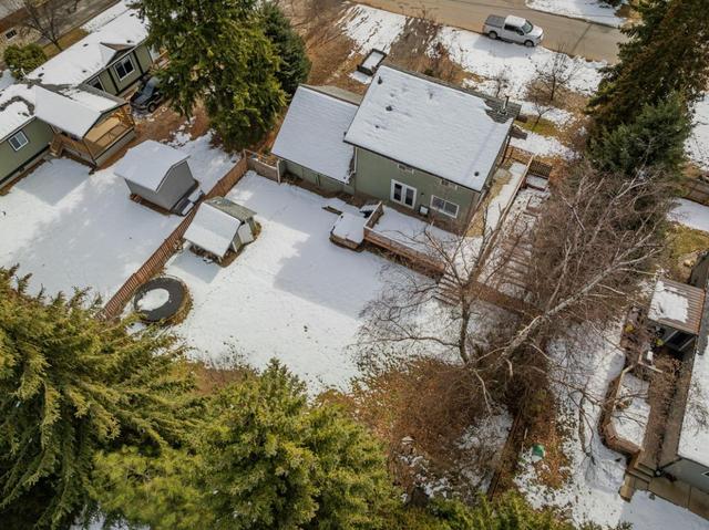 421 104th Street, House detached with 3 bedrooms, 3 bathrooms and null parking in Castlegar BC | Image 47