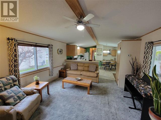715 10th Avenue, House detached with 2 bedrooms, 2 bathrooms and null parking in Keremeos BC | Image 15