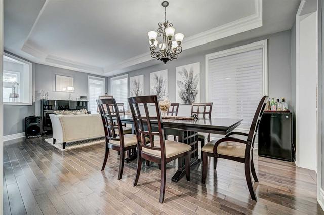 147 Hoey Cres, House detached with 4 bedrooms, 5 bathrooms and 4 parking in Oakville ON | Image 34