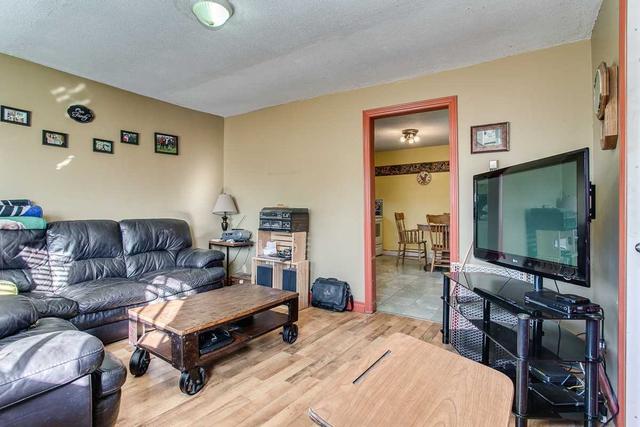 304 Clyde St, House detached with 4 bedrooms, 2 bathrooms and 6 parking in Cobourg ON | Image 21