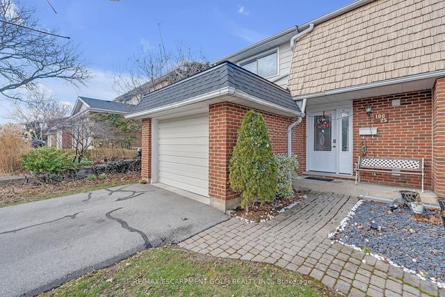 25 - 100 St. Andrews Crt, Townhouse with 3 bedrooms, 3 bathrooms and 2 parking in Hamilton ON | Image 23