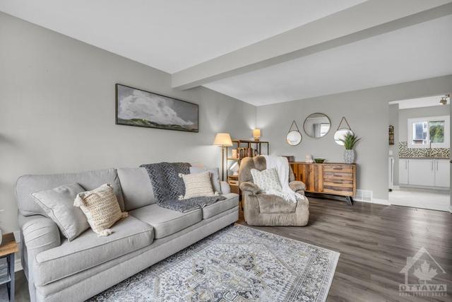 84 - 3400 Paul Anka Drive, Townhouse with 3 bedrooms, 2 bathrooms and 1 parking in Ottawa ON | Image 4