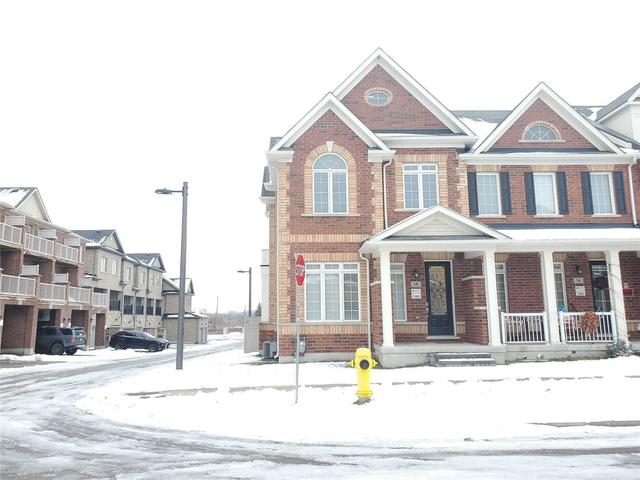18 London Plane Dr, House attached with 3 bedrooms, 3 bathrooms and 2 parking in Markham ON | Card Image