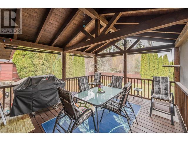 3305 8th Street, House detached with 3 bedrooms, 1 bathrooms and 5 parking in Okanagan Similkameen E BC | Image 17