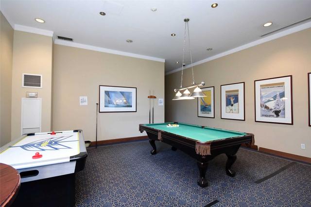 1004 - 1359 Rathburn Rd, Condo with 1 bedrooms, 1 bathrooms and 1 parking in Mississauga ON | Image 2