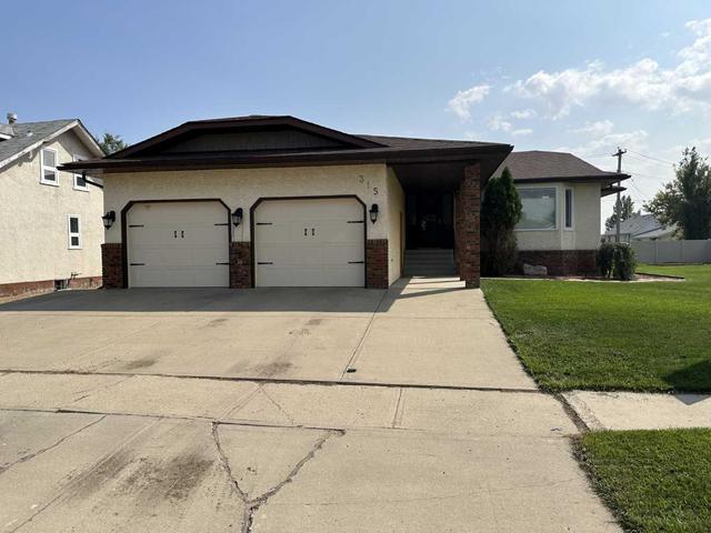 315 5 Avenue W, House detached with 6 bedrooms, 3 bathrooms and 5 parking in Hanna AB | Image 8