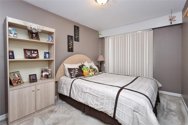 26 Granger Ave, House detached with 3 bedrooms, 2 bathrooms and 4 parking in Toronto ON | Image 5