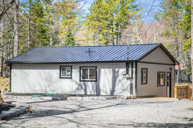 11 Little Bay Dr, House detached with 3 bedrooms, 1 bathrooms and 6 parking in Kawartha Lakes ON | Image 34