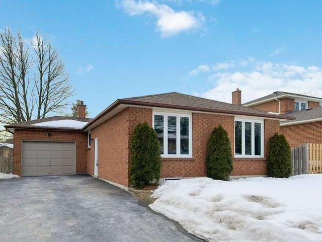 23 Munro Cres, House detached with 3 bedrooms, 2 bathrooms and 4 parking in Uxbridge ON | Image 12