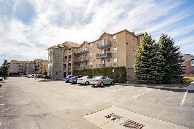 204 - 1830 Walker's Line, Condo with 1 bedrooms, 1 bathrooms and null parking in Burlington ON | Image 2