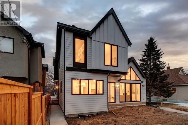417 9a Street Ne, House detached with 4 bedrooms, 4 bathrooms and 3 parking in Calgary AB | Image 44