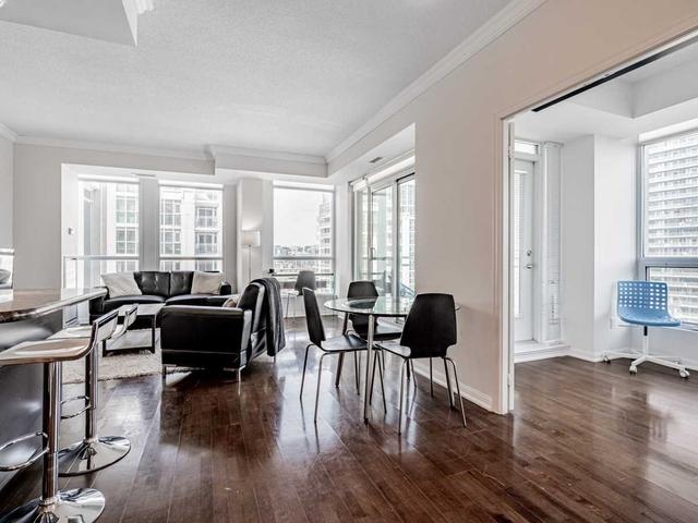 1207 - 628 Fleet St, Condo with 2 bedrooms, 2 bathrooms and 1 parking in Toronto ON | Image 11