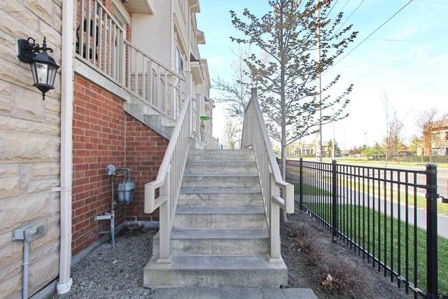 1 - 3380 Thomas St W, Townhouse with 3 bedrooms, 4 bathrooms and 2 parking in Mississauga ON | Image 39