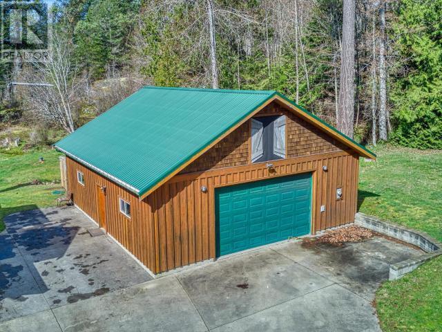 3749+lot A Highway 101, House detached with 5 bedrooms, 3 bathrooms and 2 parking in Powell River A BC | Image 46