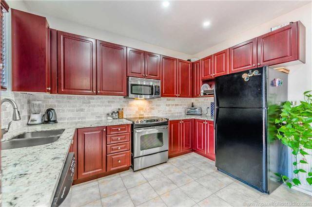 1016 Mccuaig Dr, House detached with 3 bedrooms, 4 bathrooms and 2 parking in Milton ON | Image 5