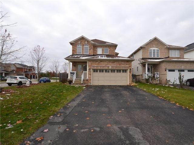 22 Lake Cres, House detached with 4 bedrooms, 3 bathrooms and 6 parking in Barrie ON | Image 8