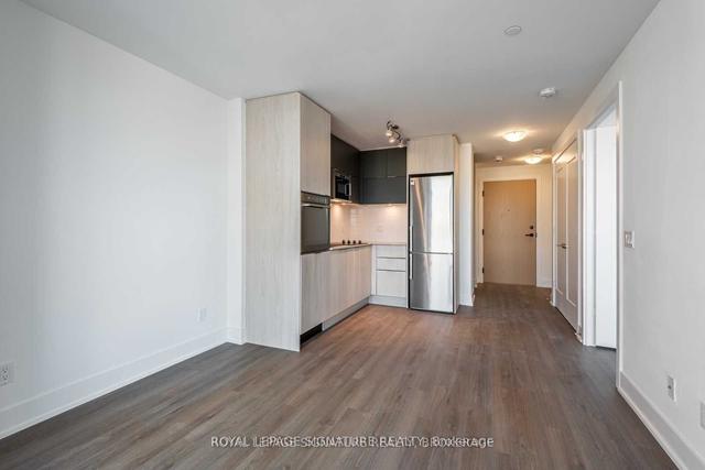 625 - 1 Belsize Dr, Condo with 1 bedrooms, 1 bathrooms and 0 parking in Toronto ON | Image 3