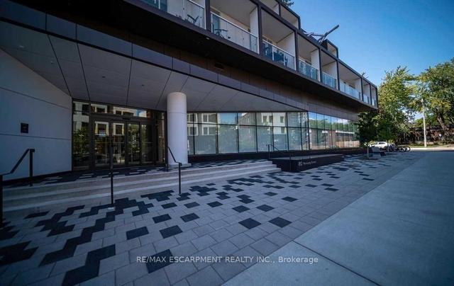 120 - 80 Vanauley St, Condo with 2 bedrooms, 3 bathrooms and 1 parking in Toronto ON | Image 10