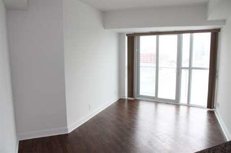 1906 - 50 Absolute Dr, Condo with 1 bedrooms, 1 bathrooms and 1 parking in Mississauga ON | Image 2