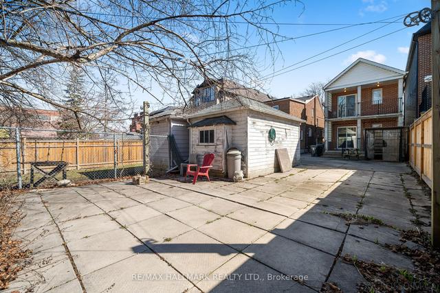 38 St Germain Ave, House detached with 3 bedrooms, 3 bathrooms and 2 parking in Toronto ON | Image 29