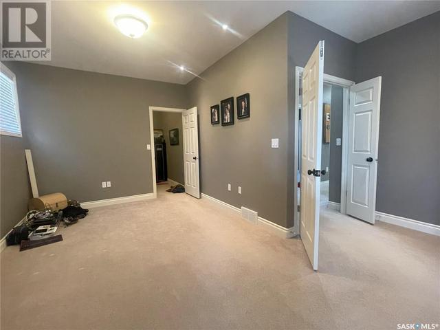 205 Lonsdale Street, House detached with 7 bedrooms, 5 bathrooms and null parking in Maple Creek SK | Image 33