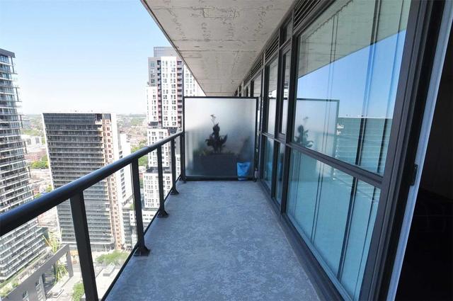3012 - 290 Adelaide St W, Condo with 1 bedrooms, 1 bathrooms and 0 parking in Toronto ON | Image 8