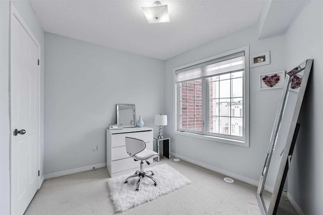 unit 28 - 23 Island Rd, Townhouse with 3 bedrooms, 2 bathrooms and 1 parking in Toronto ON | Image 5