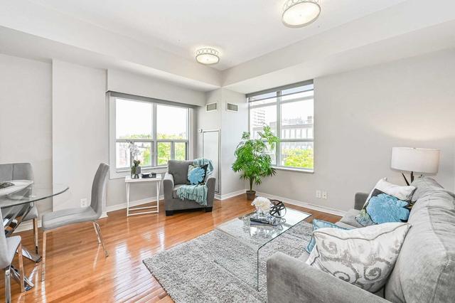 411 - 736 Spadina Ave, Condo with 2 bedrooms, 2 bathrooms and 1 parking in Toronto ON | Image 2