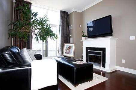 uph 04 - 18 Kenaston Gdns, Condo with 1 bedrooms, 1 bathrooms and 1 parking in Toronto ON | Image 2