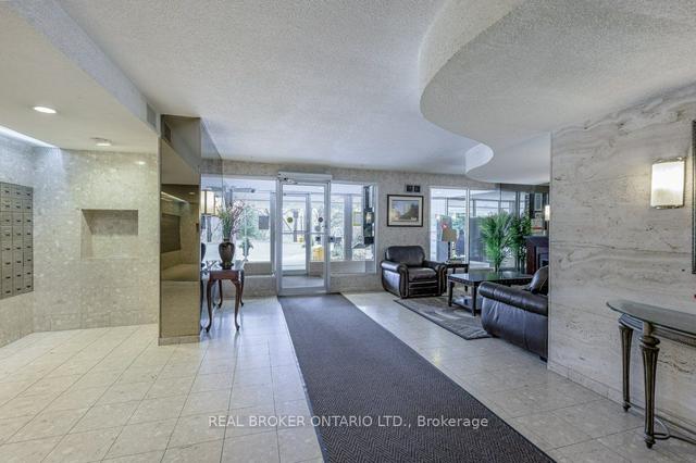 2102 - 3100 Kirwin Ave, Condo with 2 bedrooms, 2 bathrooms and 2 parking in Mississauga ON | Image 23