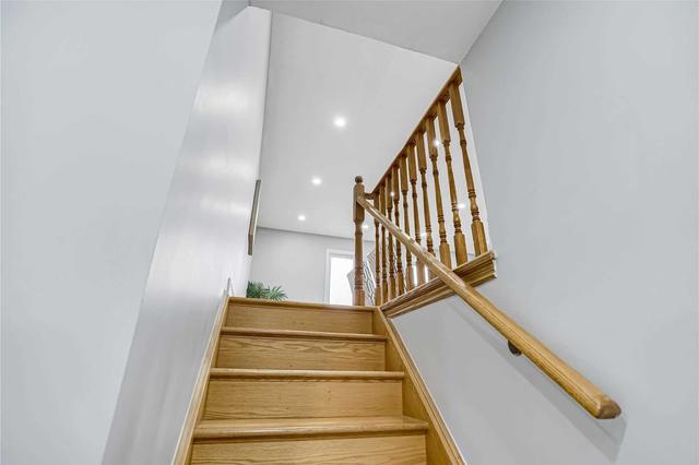 5 Valonia Dr, House detached with 3 bedrooms, 4 bathrooms and 6 parking in Brampton ON | Image 13